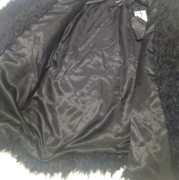 Vera Moda Women Fenda Jayla Short Faux Fur Jacket - Picture 8 of 8